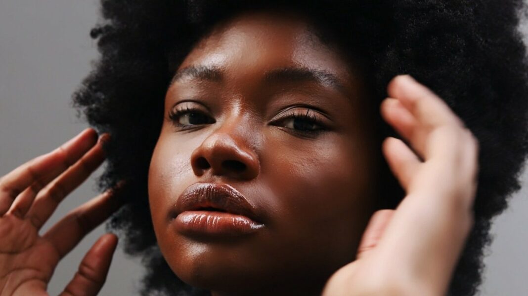 Fall Skincare Routine to Help You GLOW Right Into the New Year — Face Flawless Skin- Skincare Advice for Women of Color